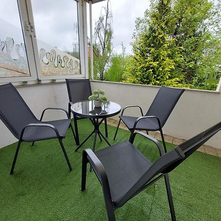 Cozy Home, 7 Beds, Wifi, Kitchen, Balcony, Bielefeld Center Eksteriør bilde