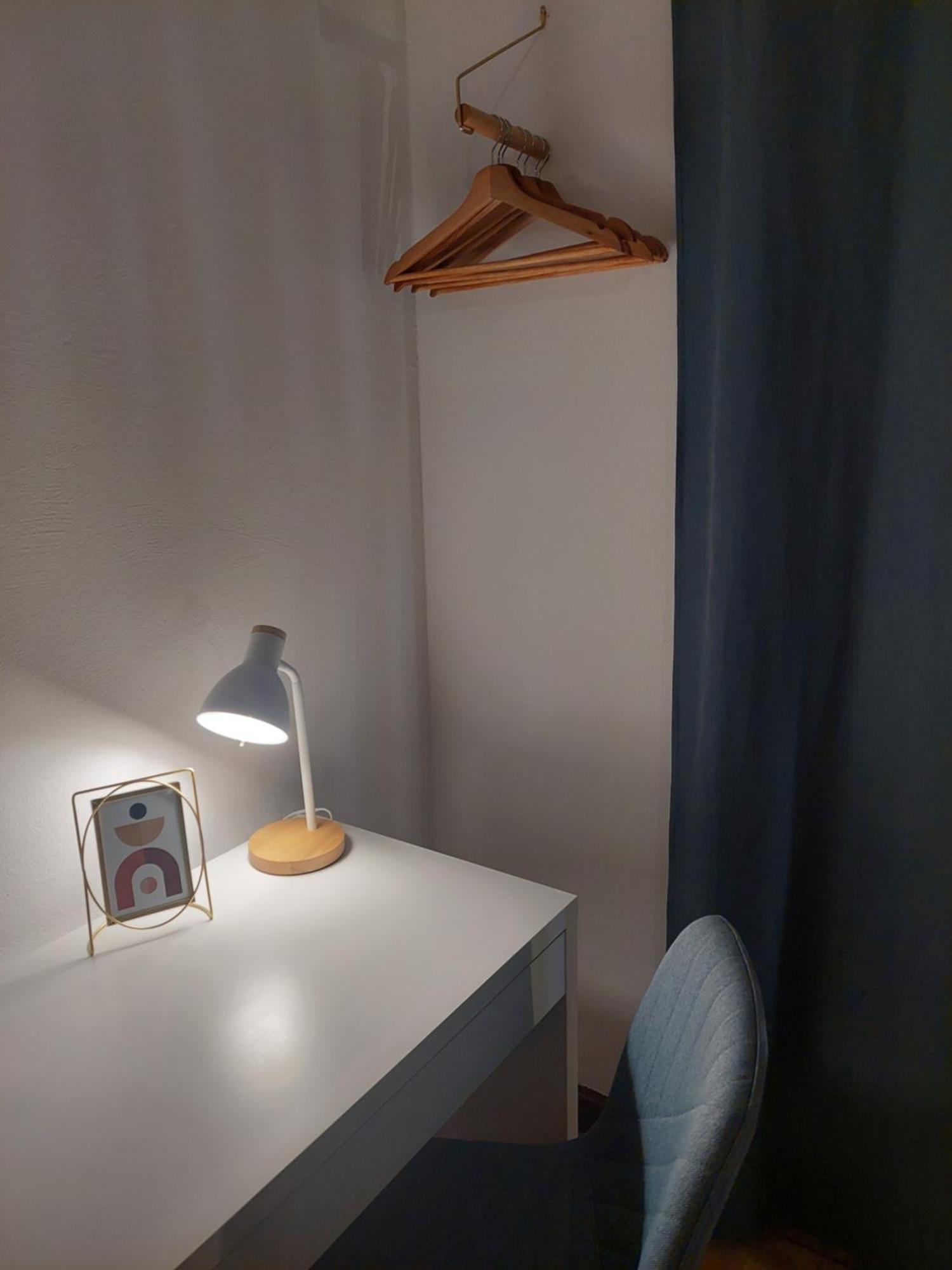 Cozy Home, 7 Beds, Wifi, Kitchen, Balcony, Bielefeld Center Eksteriør bilde
